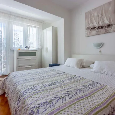 Apartamento In 14216 *